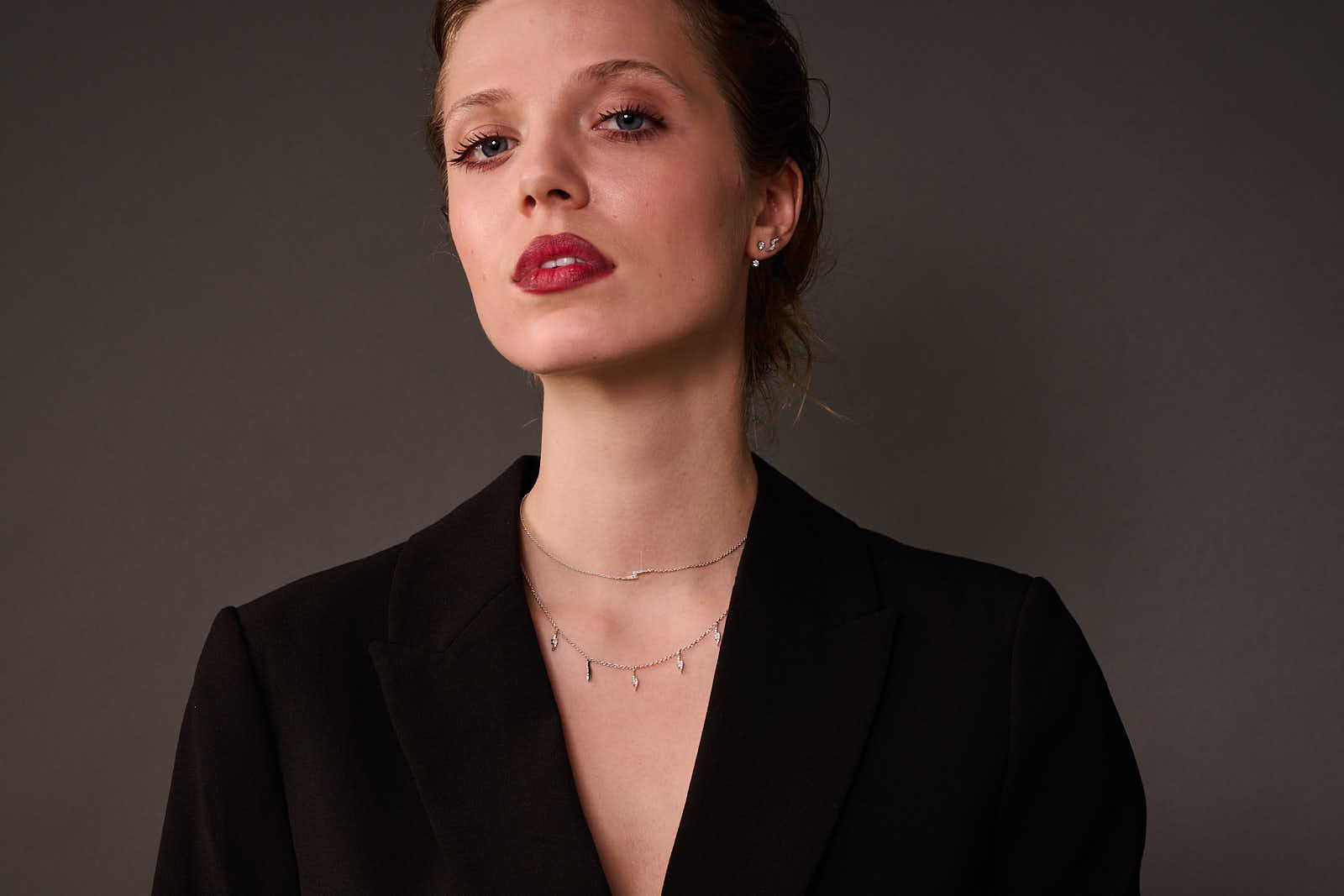 What Jewellery to Wear with a Black Dress: Earrings, Metals & Styling Guide
